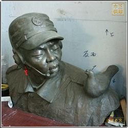 現(xiàn)代人物銅雕塑廠(chǎng)家